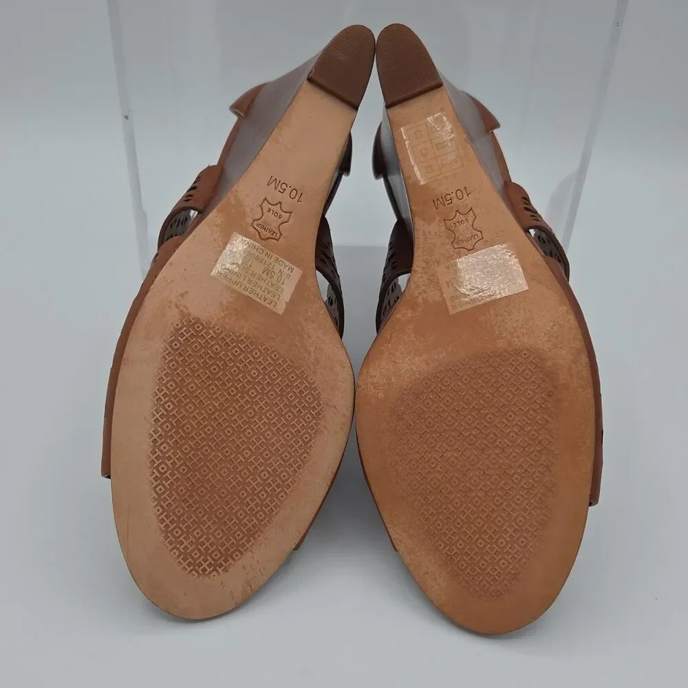 NWOB Tory Burch Perforated Gladiator Wedge Sandal 10.5 M Brown Leather Cutout